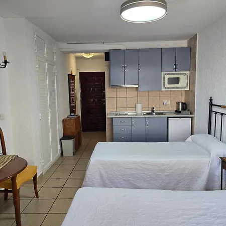 Estudio Acogedor Y Tranquilo En Zona Estupenda Lägenhet