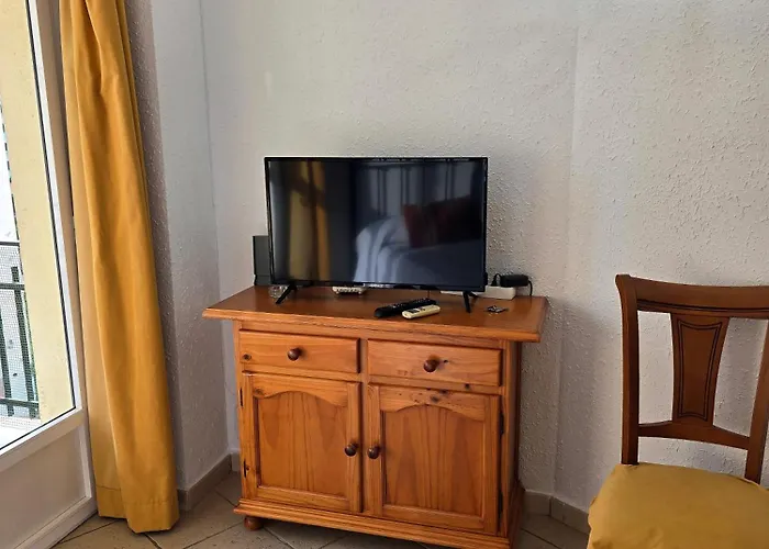 דירה Estudio Acogedor Y Tranquilo En Zona Estupenda פואנגירולה